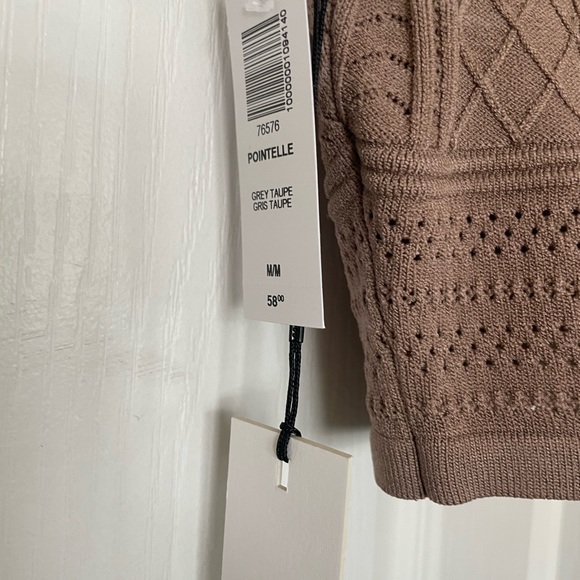 Babaton Pointelle tank. Worn and washed twice. In like new condition - Picture 3 of 4